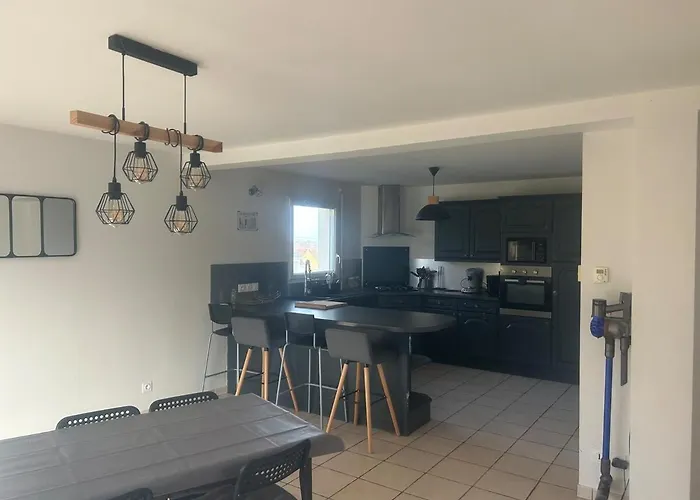 De La Mancelliere Sur Vire Holiday home Bourgvallees