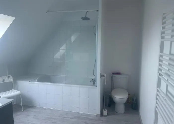 De La Mancelliere Sur Vire Holiday home *