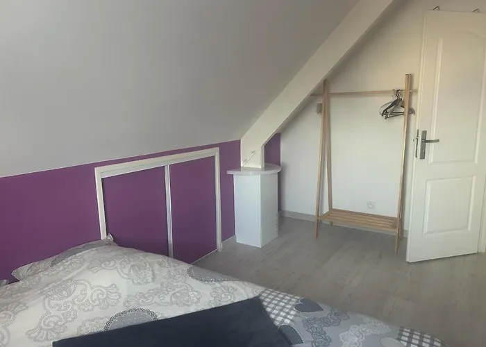 De La Mancelliere Sur Vire Holiday home Bourgvallees